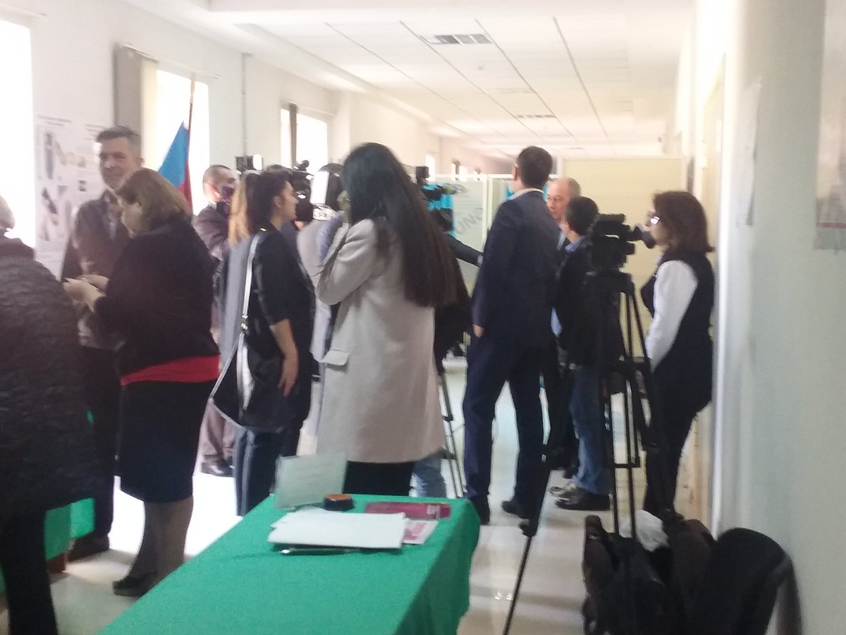 MammadliRovshan's tweet image. Araz Әlizadә: "Heç şübhәsiz seçkilәrdә cәnab İlham Әliyev qalib gәlәcәk"

#sechki2018 #3saylıYasamal11saylımәntәqә