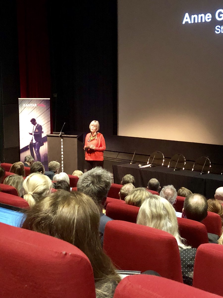 Regjeringen kommenterer @KantarTNS sitt helsepolitiske barometer ved <a href="/annegerlandsen/">Anne G Erlandsen</a> - godt fornøyd med befolkningens terningkast til regjeringens #helsepolitikk <a href="/helse_og_omsorg/">Helse- og omsorgsdep</a>