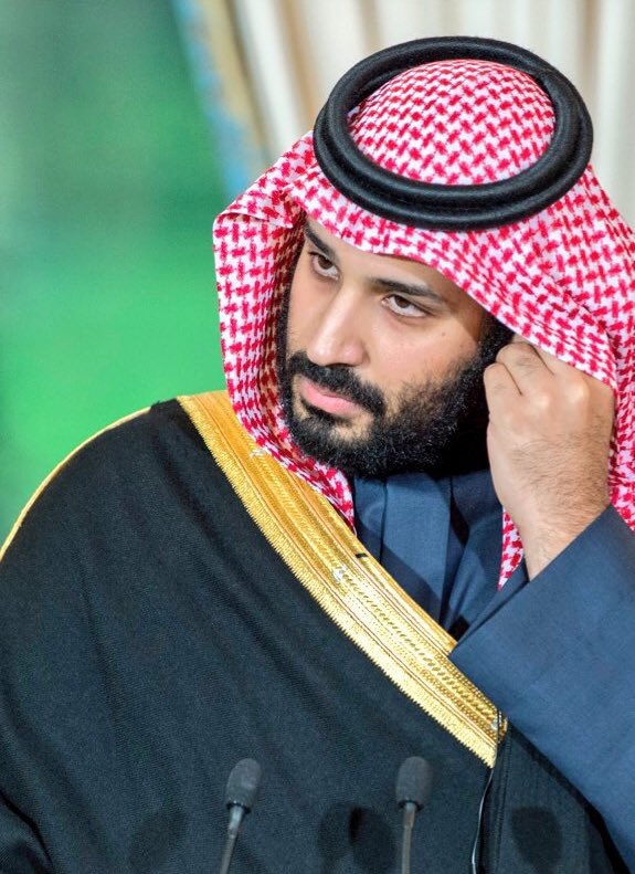 SaudiNews50's tweet photo. بعد سلسلة من الجولات العالمية .. المغردون يعبرون عن مشاعرهم لولي العهد عبر وسم :
#الشعب_اشتاق_لك_يامحمد
. https://t.co/Jt7XnuB1yg