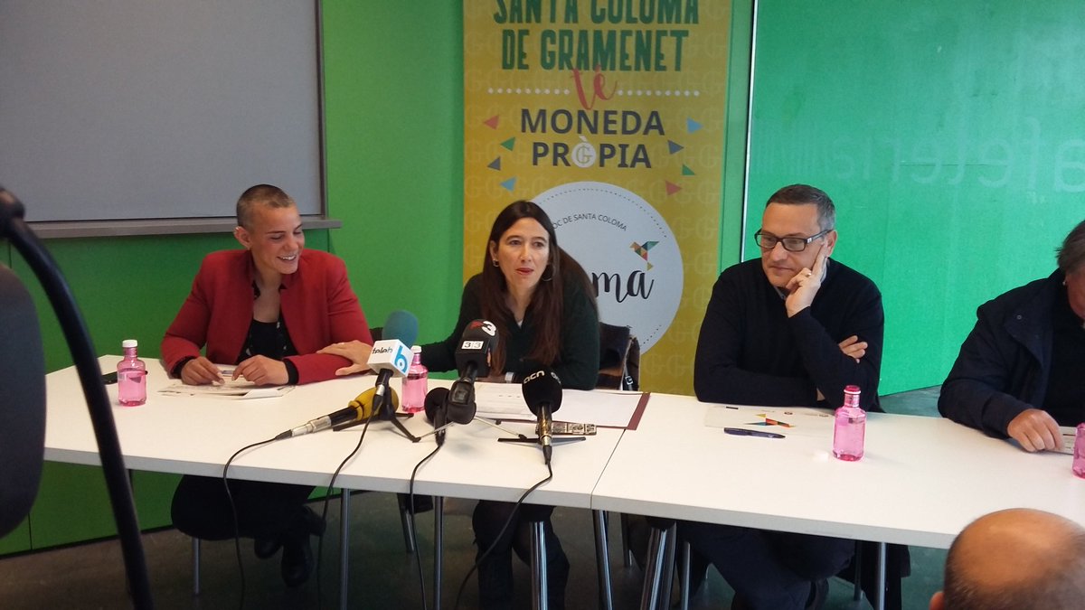 scgramenet's tweet photo. En només 1 any i 3 mesos s'han fet 3.894 transaccions en #Grames amb un import mitjà de 15,47 euros i amb un 71% amb origen i destí a les empreses de #santacoloma https://t.co/itZrQnbQcL