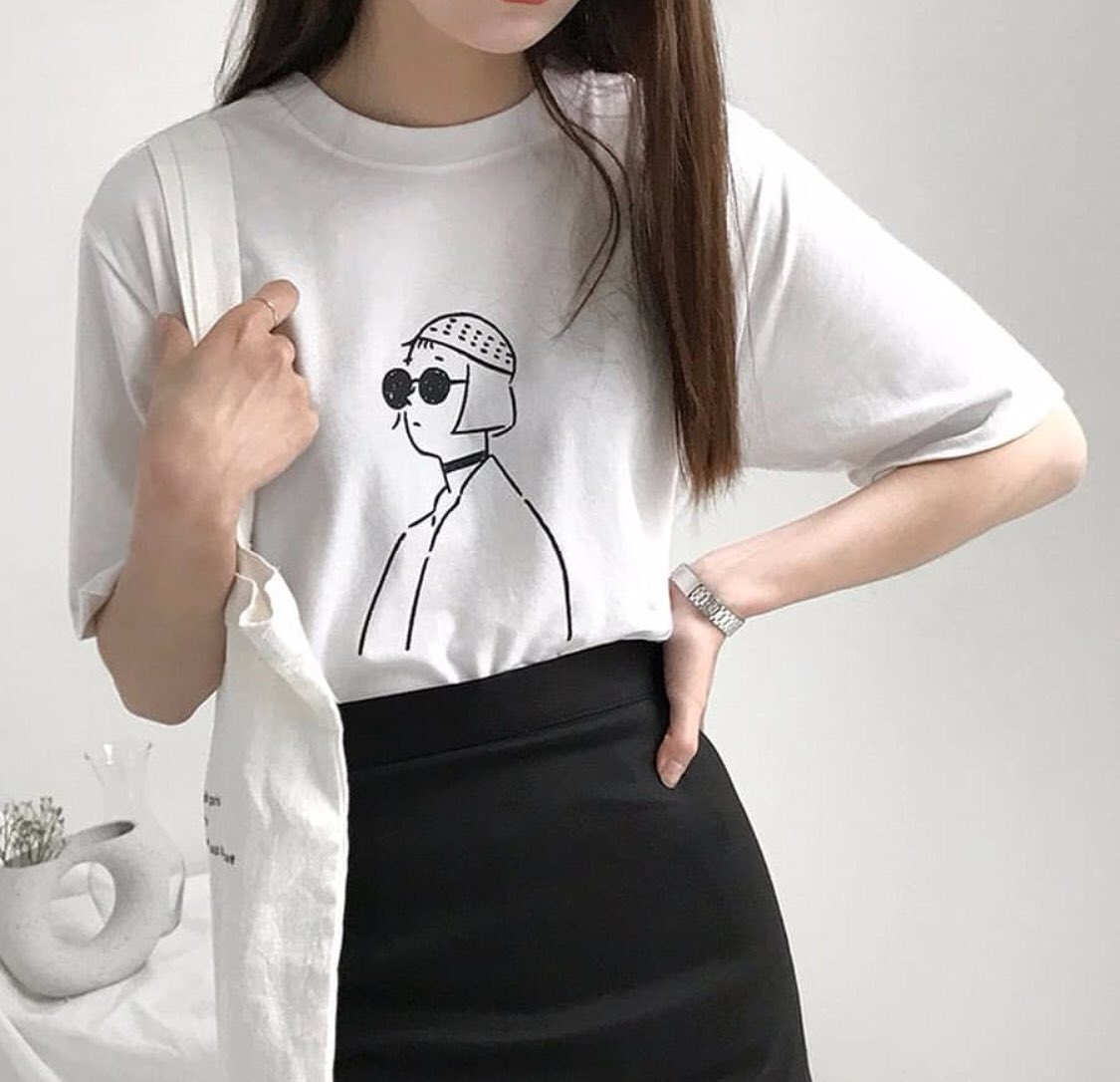 Diz 在 Twitter 上 韓国の通販サイトでマチルダらしきイラストのｔシャツ売ってる ラウンドネックイラストtシャツ T Co Xjoj6p3uid T Co O0ycvu80mc Twitter