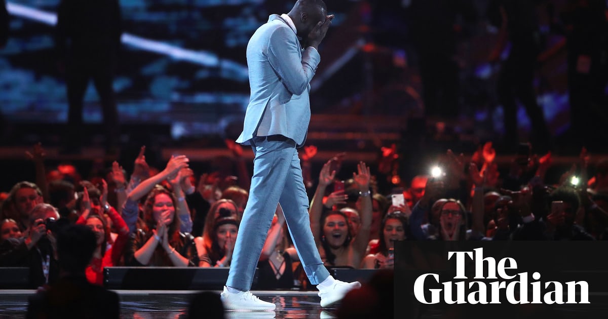 PixelBusiness's tweet photo. UK record labels' revenue grows at fastest rate since 1995 #pixelbusinesscentres #RecordLabels https://t.co/0nDmyudM33 https://t.co/rKX9a4hzCX