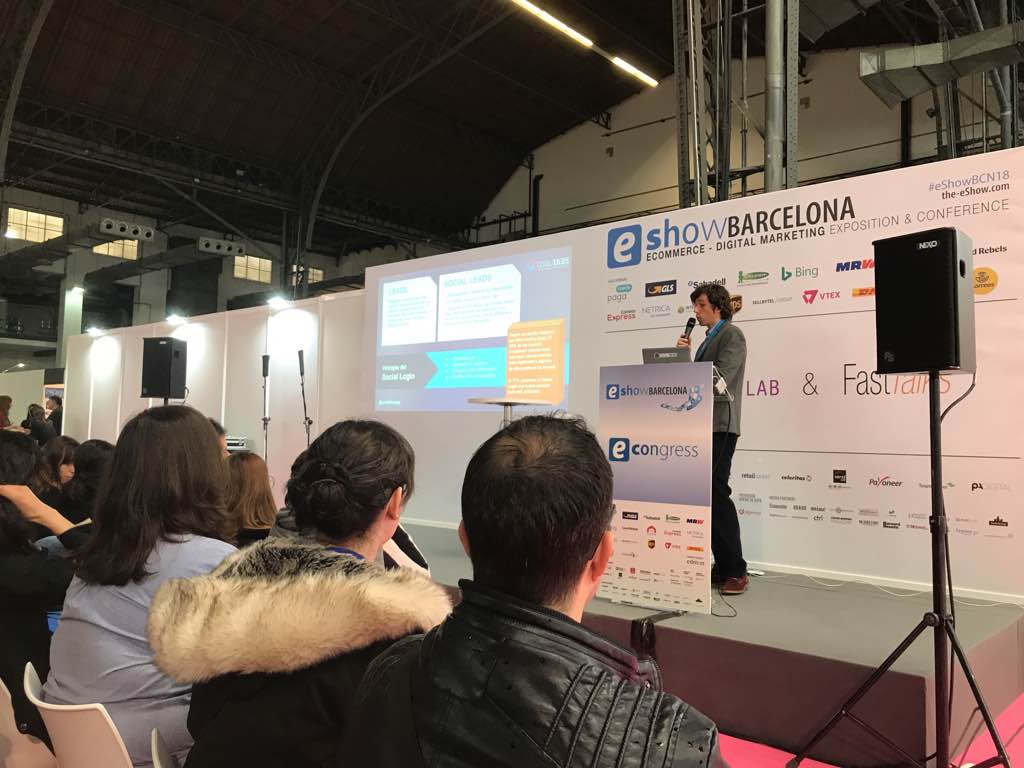 eshowesp's tweet photo. #eShowBCN18  @cantorrodista @cooltabsapp social leads generation #fasttalk https://t.co/M8jqEhpMCm