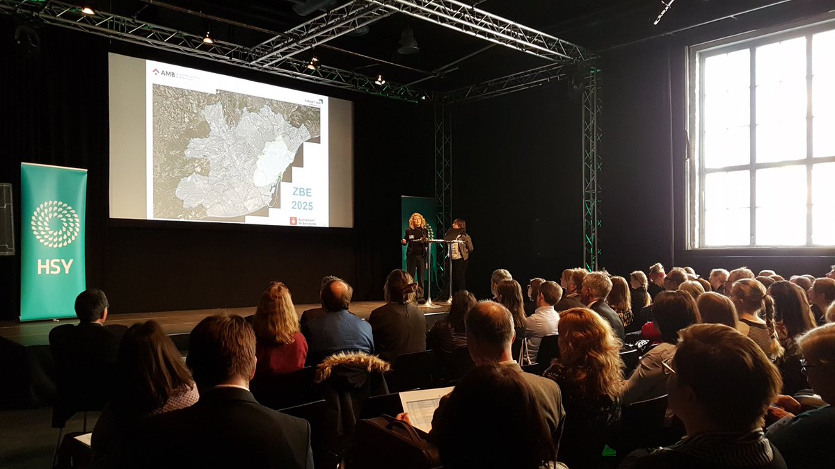 silviacasorran's tweet photo. In #Helsinki learning about #ShapingLowCarbonAreas,  it's time for the @territoricat with @MerceRiuss and @BCN_Mobilitat with  @maitarmesto to talk about the best practice  #LowEmissionsZone in Barcelona Metropolitan Area #AMB #ZBE @AMBmobilitat #SMARTMR https://t.co/64Pwpe8IDZ