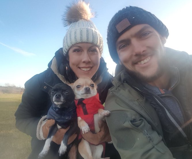 thewillsways's tweet photo. It's #nationalpetday and we are celebrating with our beautiful girlies #nalaandcoco #prideandjoy #dogsofinstagram #chihuahuasofinstagram #chihuahua #chihuahuauk #chihuahualife #mrandmrs #thewillsways #carpfishing #carp #eddiewillscarpfishinguk  #happytimes #memoriesmade 💕 https://t.co/I5ziBN71Do