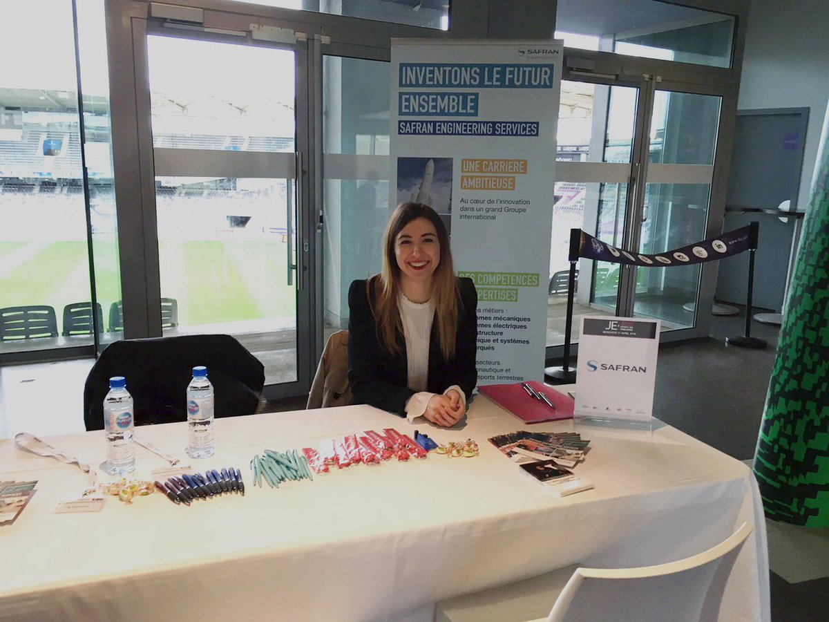 SafranElectric's tweet photo. Futurs alternants : on vous attend au Stadium de #Toulouse pour la Journée Entreprises avec le @GroupeIGS_31 ! 
#Jobdating #alternancedating https://t.co/E9xHjE0opJ