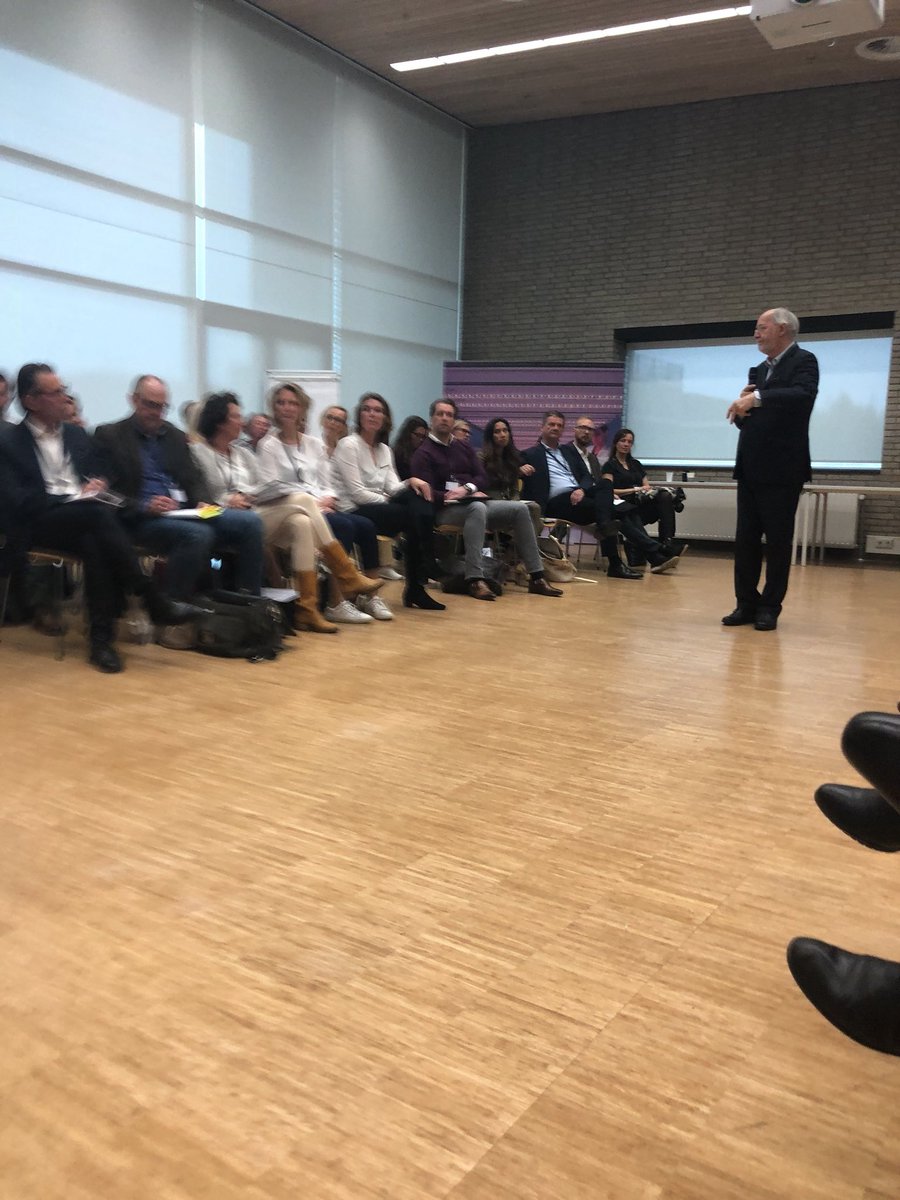 bnmurphy14's tweet photo. Now @charlesjennings talks about 702010. The numbers are actually: It’s model to increse performance. Methodology to solve human-centric business problems. Helps refocus from learning to performance focus. Mindset for learning in the workplace. #702010Summit https://t.co/GFk8zJi4r1