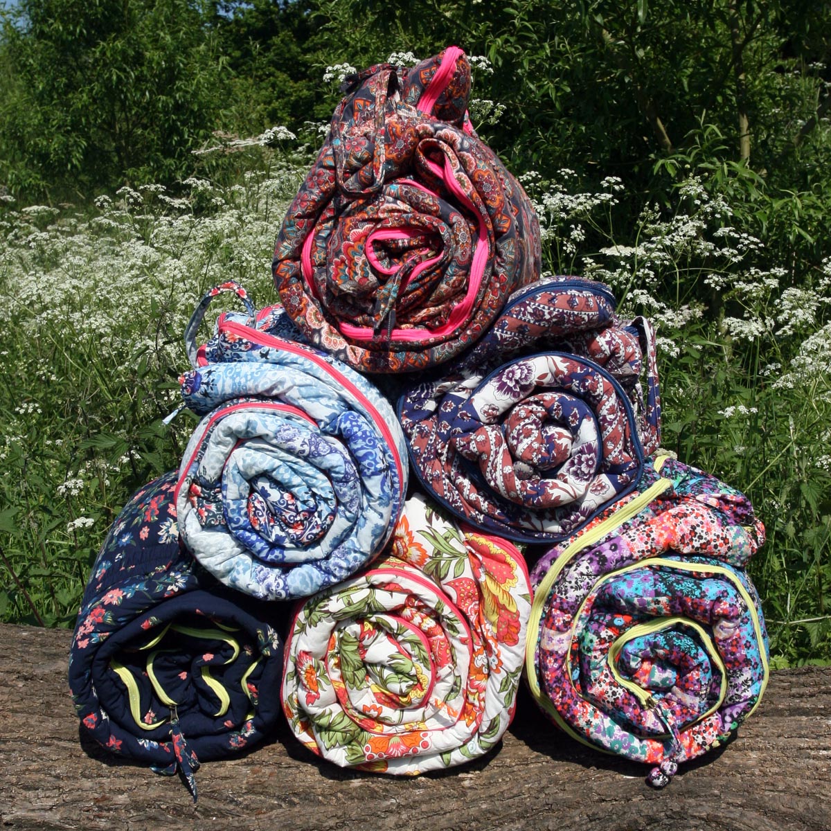 Only £48 on our #kickstarter   ow.ly/59Hh30jpy7Y
Plus we ship our single #sleepingbags to Europe and the U.S too! 
It's never too early to prepare for #festivalseason

#getinvolved #crowdfund #helpsmallbusinesses #sleepingbags #festivalready #glamping #lovecamping