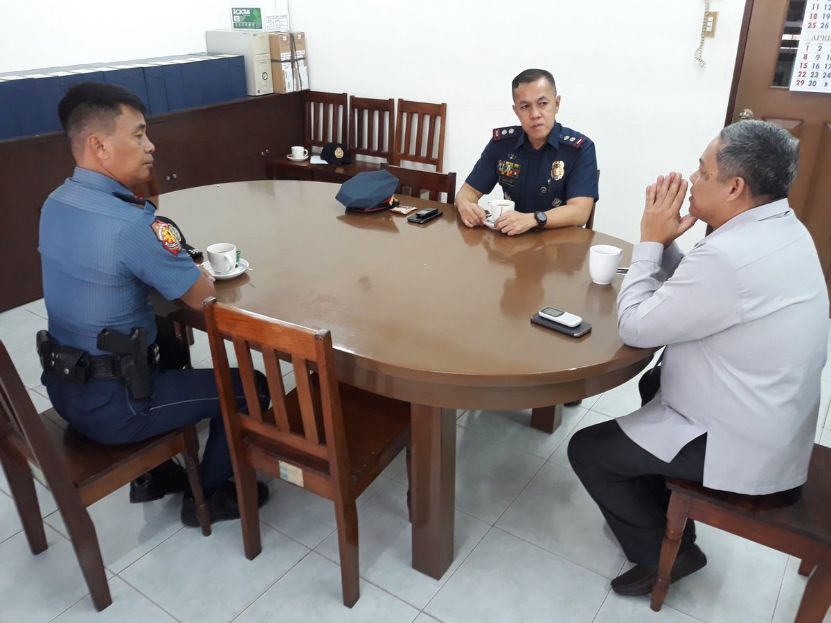 rpeu10's tweet photo. PSupt Briton OIC RPSPU10 &amp; PCI Fernandez Visited/ Courtesy Call to Reg 10 Dir Civil Service  @DirectorPSPG @pspg_ops_omd @sds_pspg @rpeu10 https://t.co/odXXTptE5K