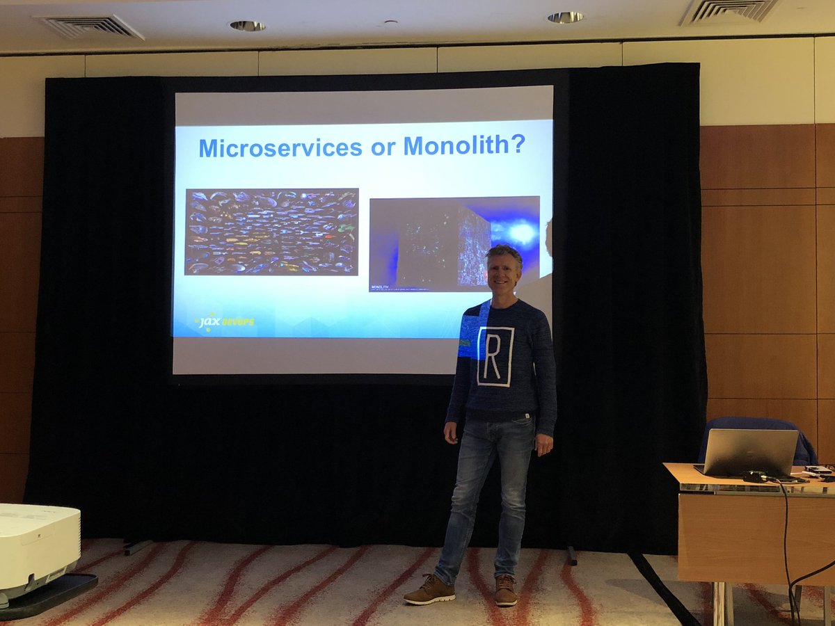 MicroSrvsCity's tweet photo. My talk about: 'Microservices or Monolith?' was a succes at @jaxdevops #JAXDevOps18 in Londen. @Ordina #ordina https://t.co/xR04B8pXaX