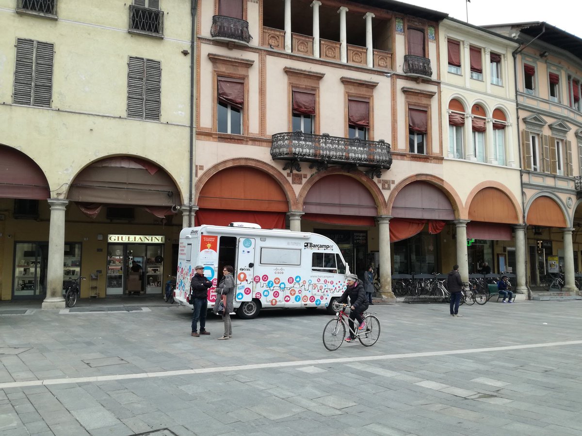 Aster_ER's tweet photo. Oggi lo #ScoutingTour e @ilbarcamper fanno tappa a #Faenza e #Forlì.
Domani saremo pronti ad ascoltare le vostre idee d'impresa innovative a #Ravenna.
📌 PRENOTA SUBITO un appuntamento! 🗓 
https://t.co/TelYUK9Gb4
#StartCupER https://t.co/b6hCA95Wc1