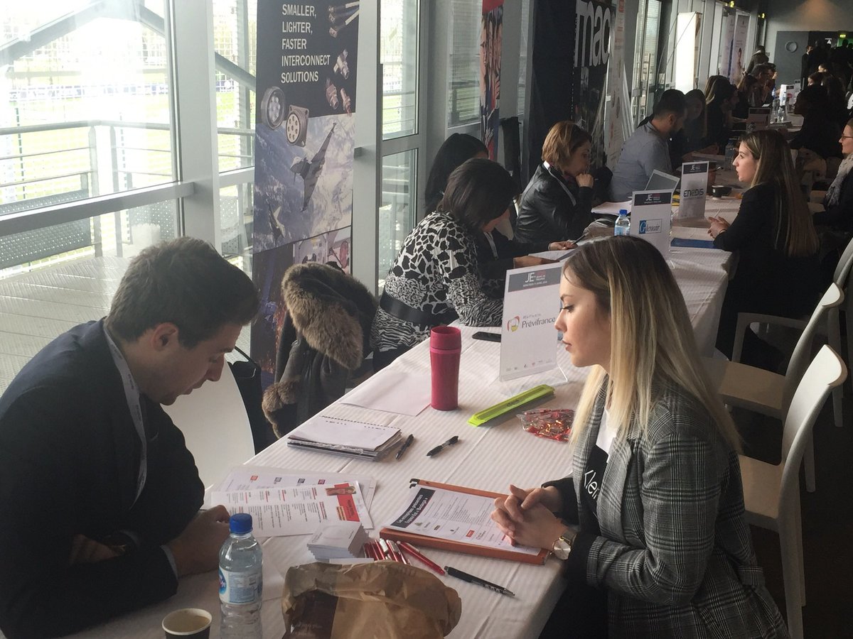 CampusIGSAlt's tweet photo. La journée job dating, c’est aujourd’hui. Cette journée lance les premiers contacts avec les entreprises partenaires du @GroupeIGS_31
Mais, ce n’est que le début. Il est encore temps de candidater ! #AlternanceDating #apprentissage #alternance https://t.co/YXTRi4Byl2