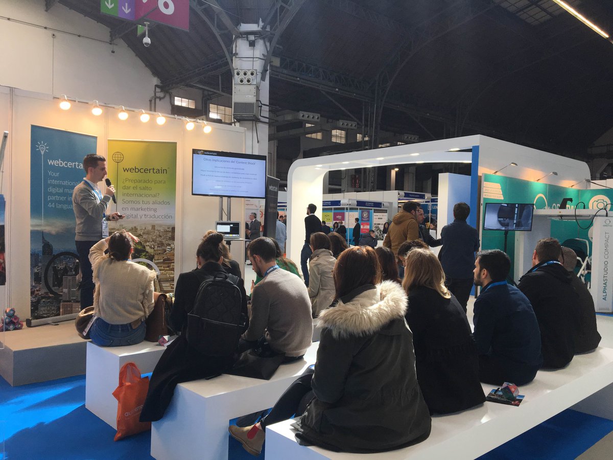 eshowesp's tweet photo. “Preguntar para ser relevante” Entender el comportamiento del usuario hará de tu #ContentMarketing un elemento mucho más eficaz. @dsanchezgonz en @WebCertain #eShowBCN18 ! https://t.co/idiPQIqKdt