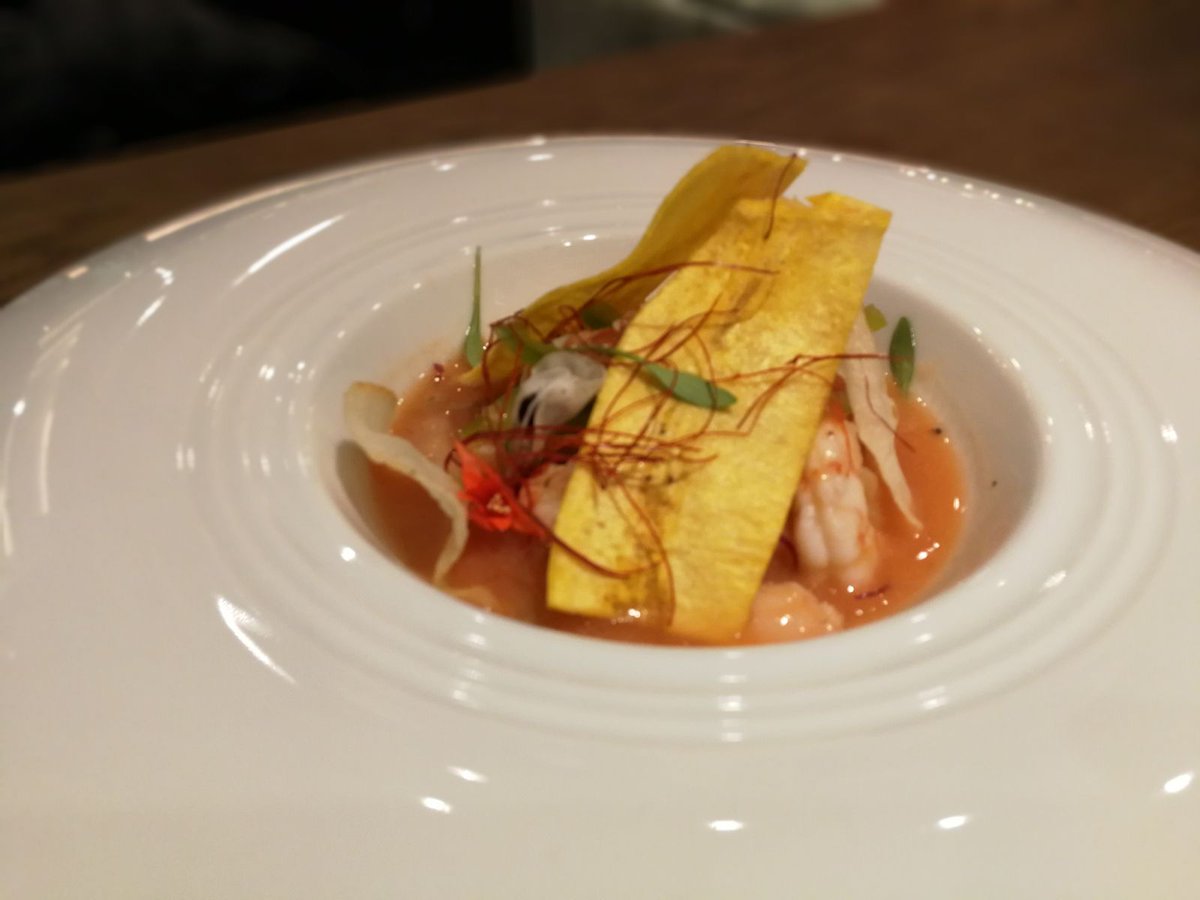 <a href="/AlexTopChef/">Álex Top Chef</a> 🇪🇨 pone en alto la #Gastronomía del #Ecuador en #Barcelona  <a href="/IvyRestoLounge/">Ivy Resto Lounge</a> 👉goo.gl/E97NUX  

<a href="/TurismoEc/">Viceministerio de Turismo Ecuador 🇪🇨</a> <a href="/PonceDeLeonEC/">Enrique Ponce De León</a> @Pro_Ecuador <a href="/CancilleriaEc/">Cancillería del Ecuador 🇪🇨</a>