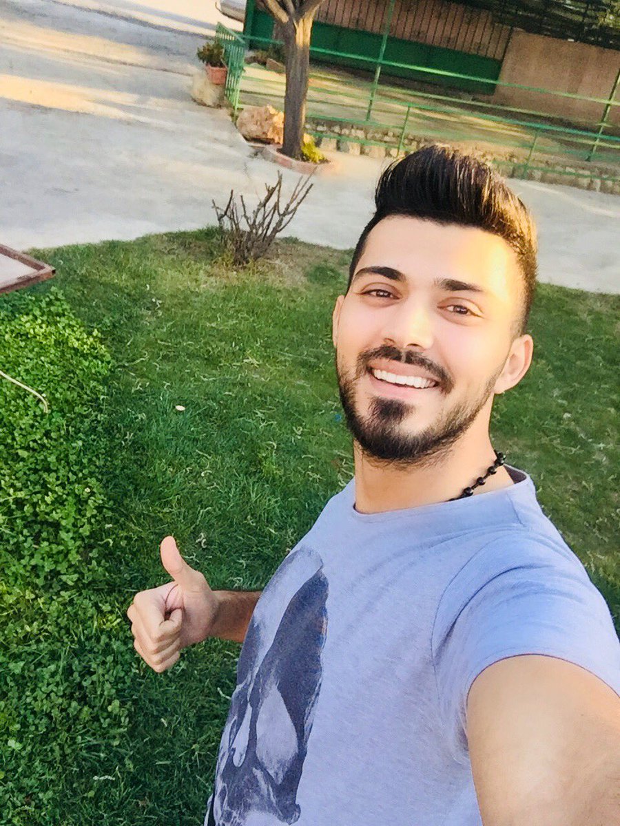 zakichreif's tweet photo. ابتسموا لباب الصباح ، اقفلوا باب الأمس ... تناسوا و انسوا ✨♥️
#يومكم_سعيد 💕 https://t.co/4n2TphWB5t