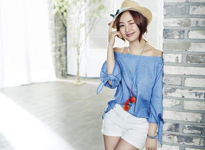 rachel__mypark's tweet photo. Favorite! π #ParkMinYoung #λ°λ―Όμ #Compagna2017 https://t.co/Y5harE6pOS