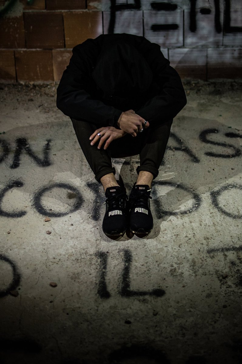 therealsiero's tweet photo. Venerdì 13 fuori "Psicosi (Intro+Skit), la prima traccia del nuovo album "Io e Siero".
#ioesiero #new #concept #album #psicosi #intro #skit #reincarnazione #rap #trap #hiphop #undergrond #hardcore #beatmaker #producer #mindone #ph #antoniodibrigida #bunker #recordings #no #shit https://t.co/gvcT4m5fvw