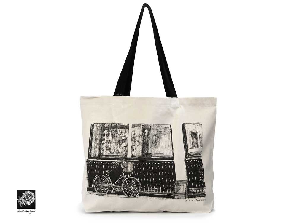 photobyelc's tweet photo. Now limited edition at my #etsy shop: Bobbin Brownie Bike tote bag https://t.co/kqbkw8hBAC #bagsandpurses #largeshoppingbag #illustratedtotebag #canvastotebag #monochrometote #moderntote #lightweightbag #yogakitbag #beachbag #cottoncanvas #tote #bag https://t.co/3p4h8QtKWA