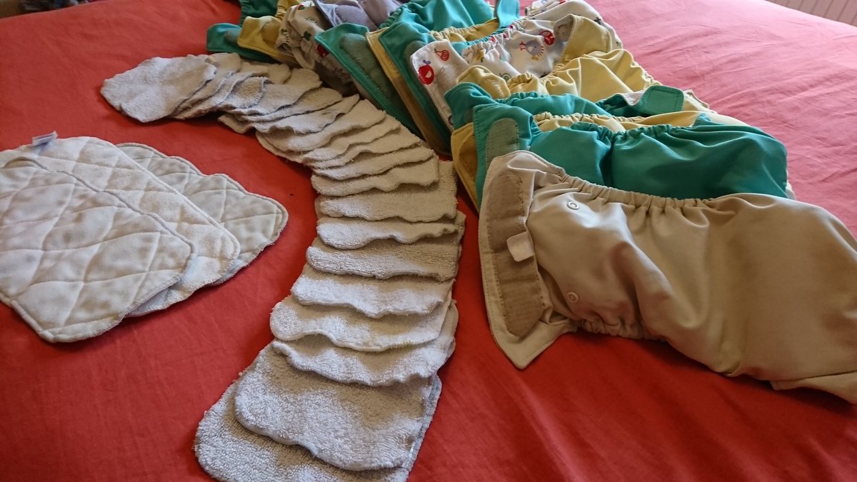 ecoveganmum's tweet photo. 2 days worth of #clothnappies, #boosterpads &amp; #bumwipes for an 8 week old! Great way to reduce the amount of rubbish going to landfill @BambinoMio @cheekywipes #reduce #reuse #ecofriendlyproducts https://t.co/u1cKJrpFGZ