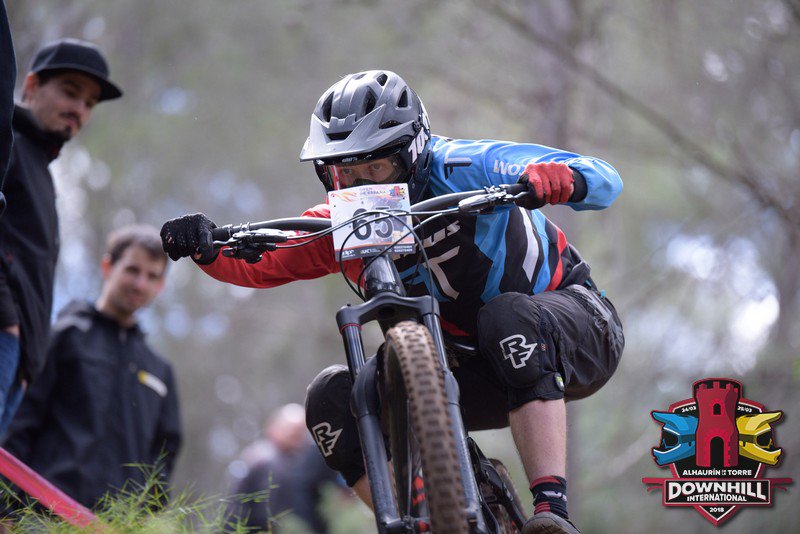 📣 ¡Vídeo Resumen de Alhaurín de la Torre Downhill International 2018!

👉 youtu.be/rxh0GWyk-TQ

Las mejores imágenes de la 1ª cita del #OpenEspañaDescenso18 y prueba UCI C2 en la que se proclamaron vencedores Edgar Carballo y Miriam Alcántara