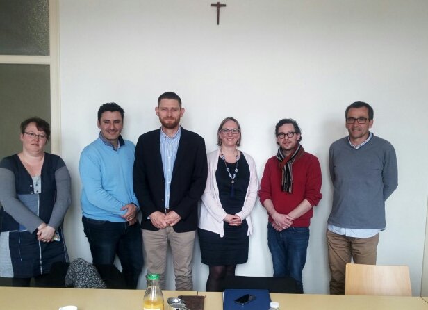 Rencontre productive ce matin à #Loudeac entre l'Apel Bretagne, le CAEC #ECbzh et Dihun (filière bilingue Français/Breton de l'enseignement catholique #Bretagne