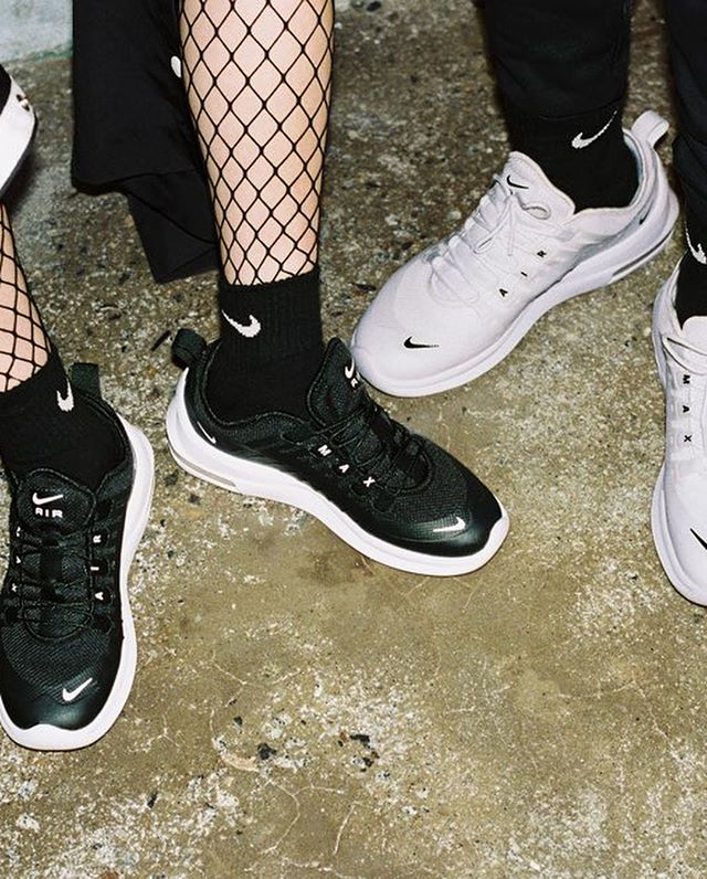 JaeONELatam's tweet photo. 【IG】 [10/04/18]
onlyoneprivate

♥︎ @“nike #나이키 #에어맥스엑시스 #nike #airmaxaxis

♡ @“nike #Nike #AirMaxAxis #nike #airmaxaxis

#ONE #Jaewon #JungJaewon #원 #제원 #정제원 #YG #JungJae https://t.co/lc6jGTDg6S
