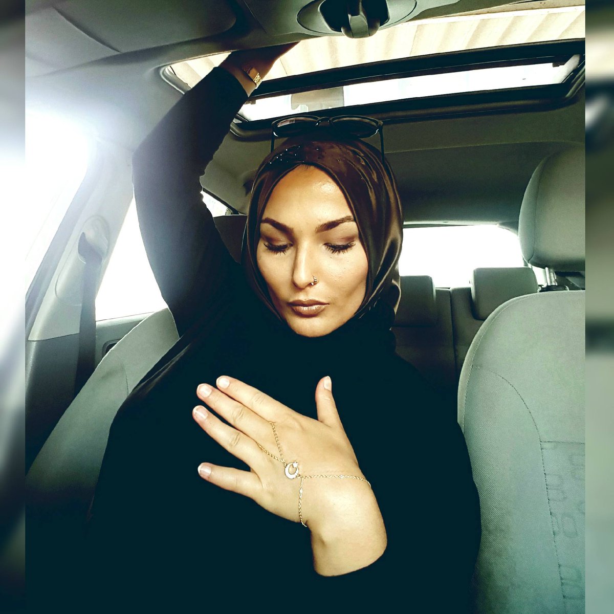 RESİMLERİN DEVAMI ICIN RT VE FAV.  #takipedentakipedilir
#takipedenitakipederim
#takipedentakipedilir
#takibetakip
#anındatakip
#garantilitakip
#Takipleselim
#TakipClub
#KarsılıklıTakip
#followback
#Hijabi #girl #türban