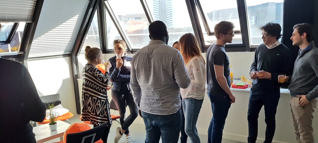Début de l'AfterWork <a href="/LaKoloc/">LaKoloc</a> avec les incubés,  @InsIDE_institut <a href="/EMNormandie/">EM Normandie Business School</a> <a href="/Pepite_vdSeine/">Pepite VDS</a> ! #etudiantentrepreneur #startup #projetinnovant