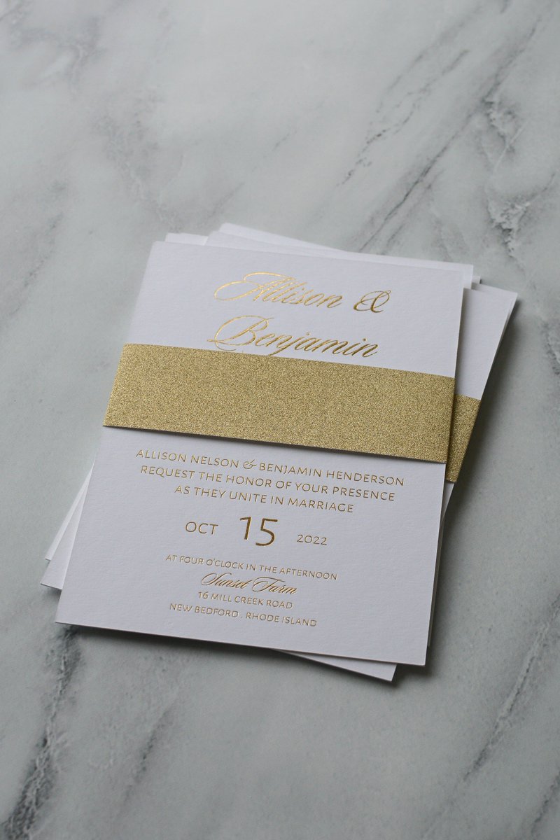 Lusting over a luxe invitation? Laser-cut to Letterpress and every exquisite detail in-between is 40% off thru Thursday, 4/12! Use code LUXE at checkout. Shop our Luxury Collection > ht.ly/7KiP30jr3MN