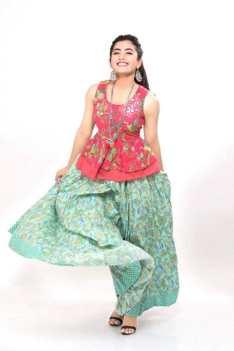 Rashmika gets Akkineni hero !?!