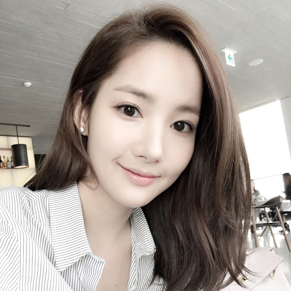 Park Min Young Without Makeup