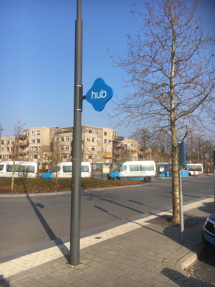 JanvanSelm's tweet photo. OV-station @GemHoogeveen is één van de ruim 50 hubs in Drenthe en Groningen. Herkenbaar voor de reiziger, met alle bijbehorende faciliteiten https://t.co/EI7elXtsHz