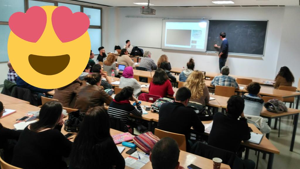 creamucho's tweet photo. Pilo Martín y el caso Twenix ayudan a emprendedores de la Feria de las Ideas a comunicar de forma persuasiva. Un taller instructivo y divertido https://t.co/s4uAfYdpeo