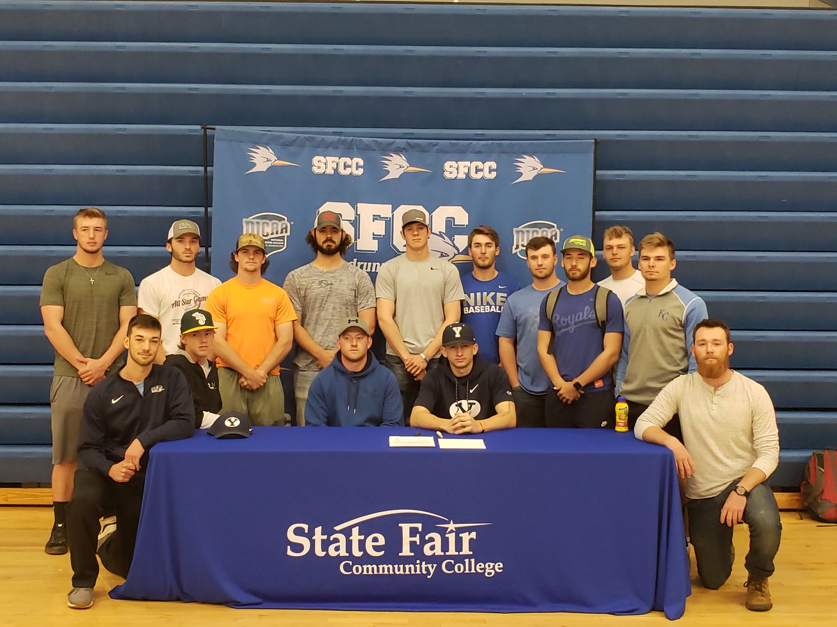 OzarksOzone's tweet photo. Congratulations to Mountain Grove graduate DJ McNew on signing with BYU Baseball: https://t.co/DQn0lESgvo