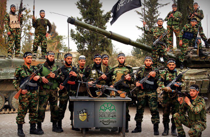 Christian_Syria's tweet photo. Some of these people are still active in #Douma

They are the same as those who did #NewYork911 attacks but they are useful for Trump and zionist elites because spread chaos in the #ArabWorld and destroy its intellectuals

#AlQaeda #IslamArmy #jihad #jihadists #politicalislam https://t.co/3MXB3eiPBa