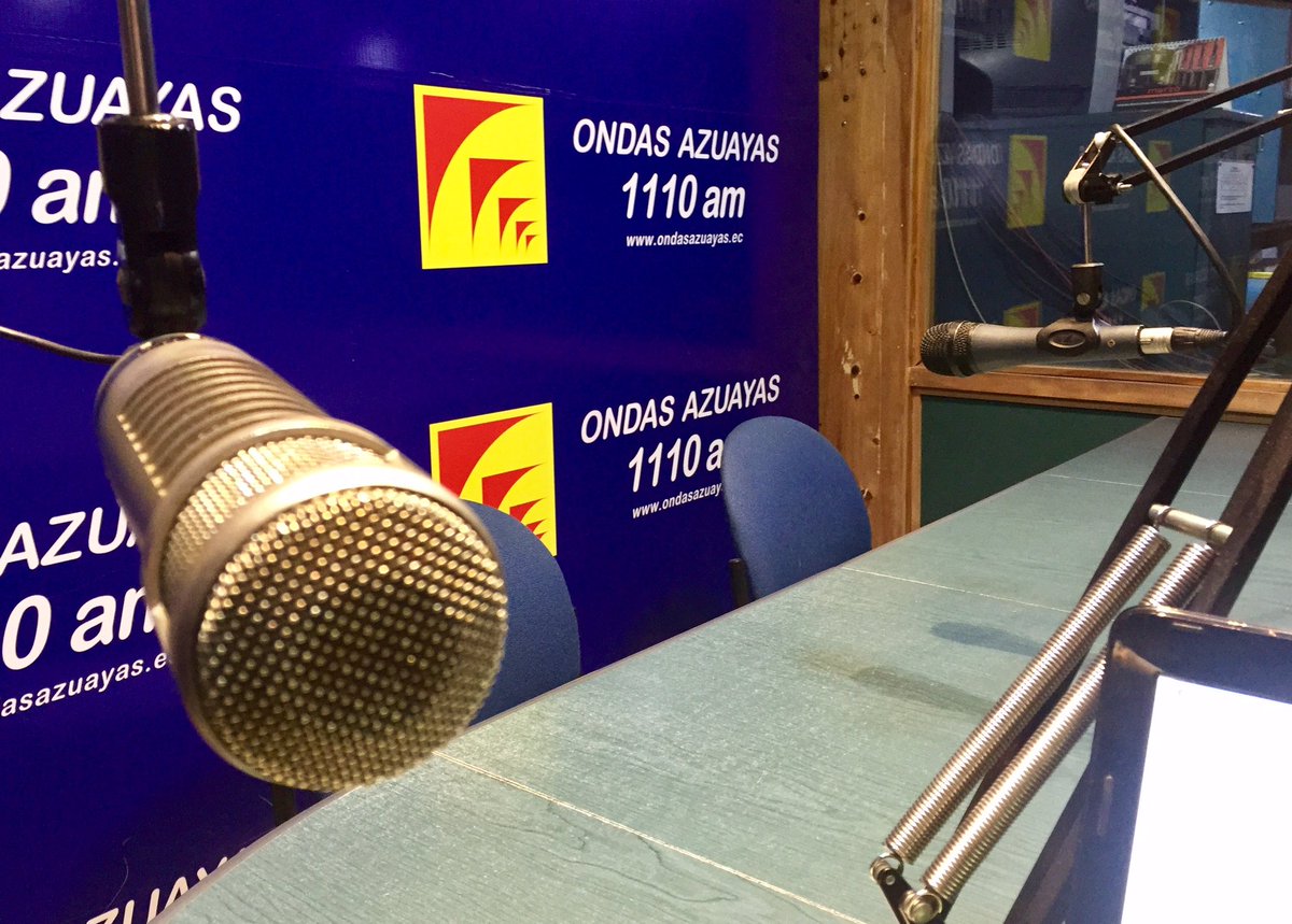 ondasazuayas's tweet photo. #MinutoAMinuto
Estamos al aire en #ladecana @ondasazuayas #1110am con @rosanaencalada https://t.co/7xvBiKMclm