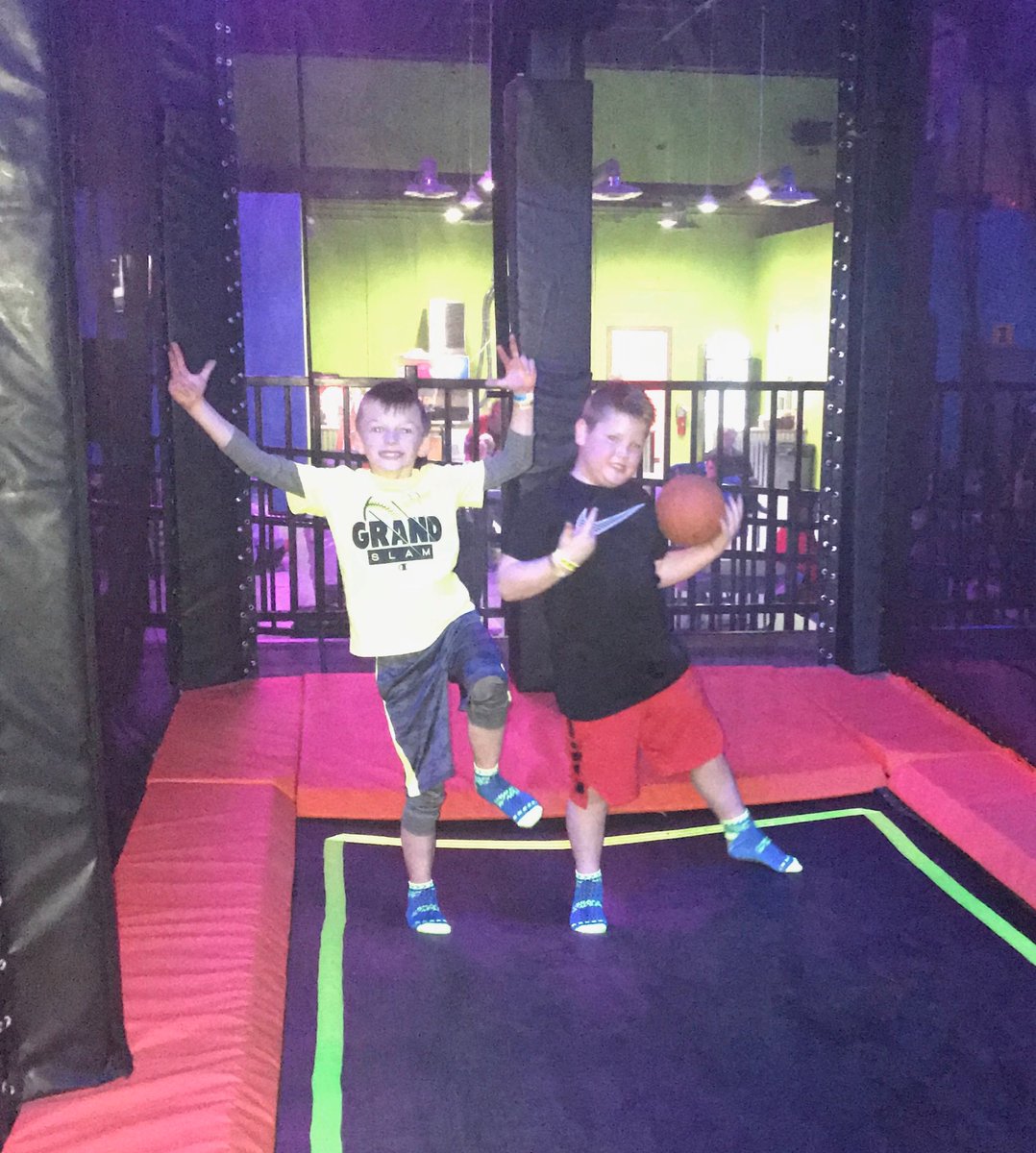 suzy_mayfield's tweet photo. Urban Air fun!!! @MapleGroveElem https://t.co/J27yiozSAi