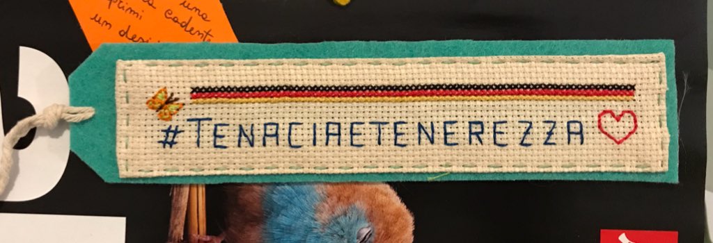 SimoneMoriOff's tweet photo. Un meraviglioso regalo. Il Segnalibro numero 1 di #Storiedi Tenaciaetenerezza https://t.co/hpCT9G8miy