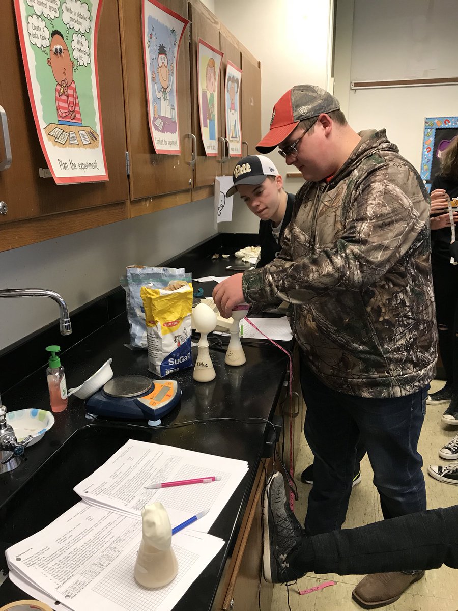 DoctorGalloNA's tweet photo. Investigating exercise and cellular respiration, temperature and cellular respiration, and carb concentration’s role in fermentation in academic biology. https://t.co/6jGFQqWUzA