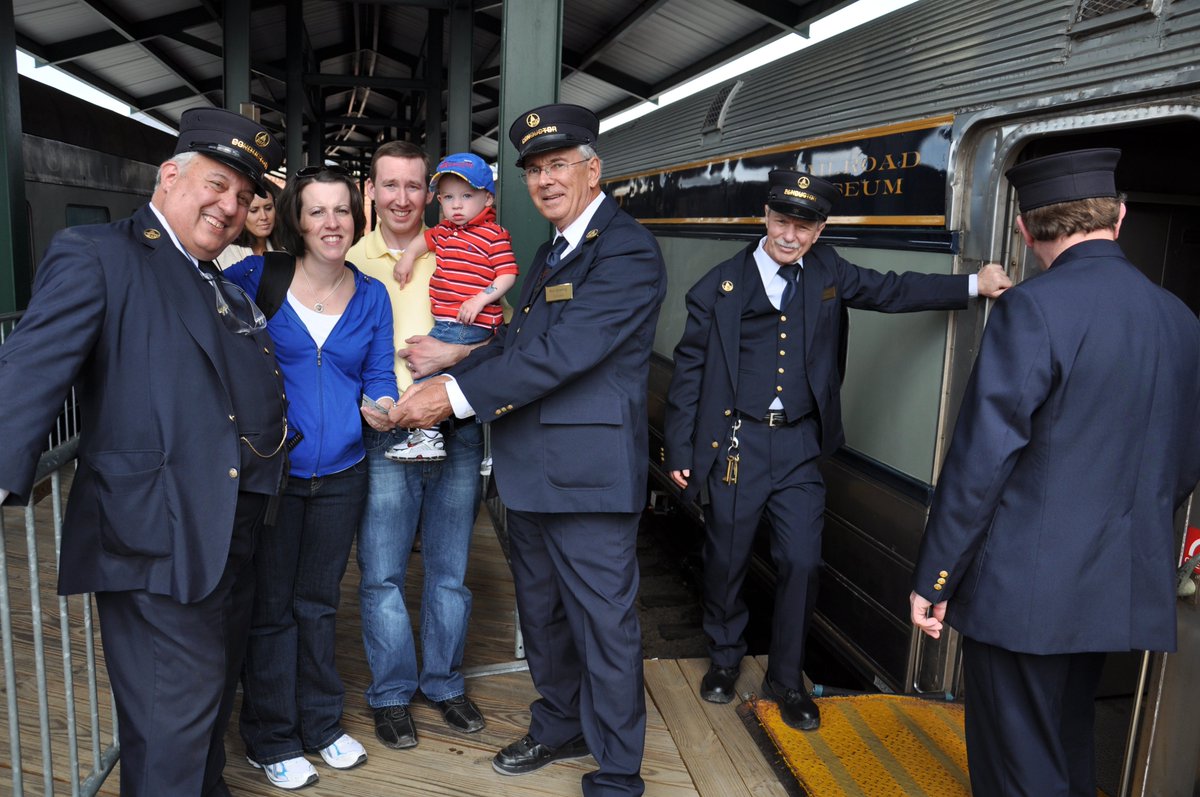 nat_railroad's tweet photo. Mile One Express train rides! Wed-Fri at 11:30am, Sat at 11:30am & 2pm, and Sun at 1pm. All Aboard the first mile of American passenger service in the U.S. #history #railroading #MyBmore #AmericanFirst #MDFirst https://t.co/aInqwPRA2S