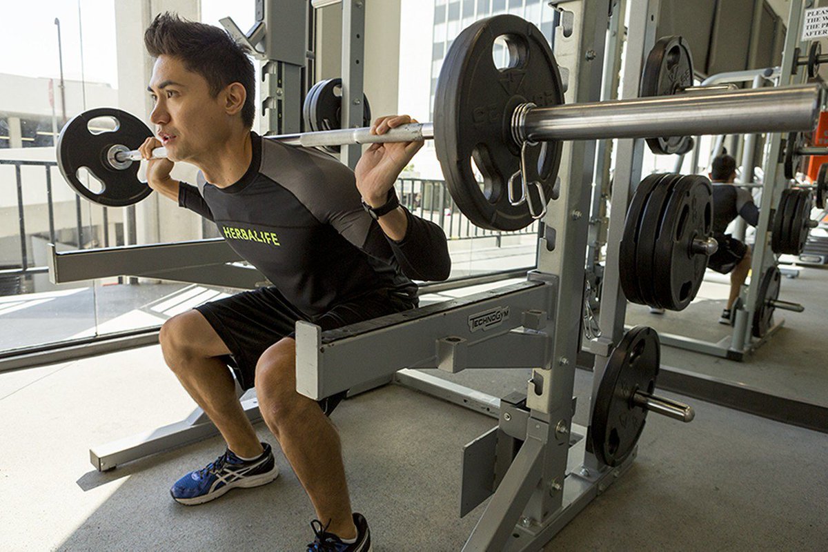 GuySeykens's tweet photo. #Herbalife fitness tip: Try merging heavy weights once a week with moderate resistance training for stronger, firmer muscles.💪💪 https://t.co/1BFJeSaEh2