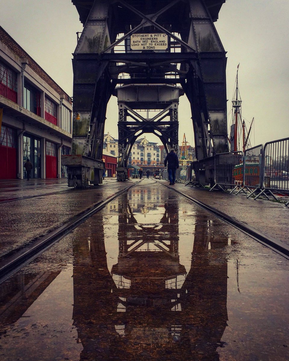 BrisVADAR's tweet photo. Looking good as ever @mshedbristol on this very wet & grey Wednesday! #puddlepics #bristolharbourside https://t.co/nTPxc1GWGY