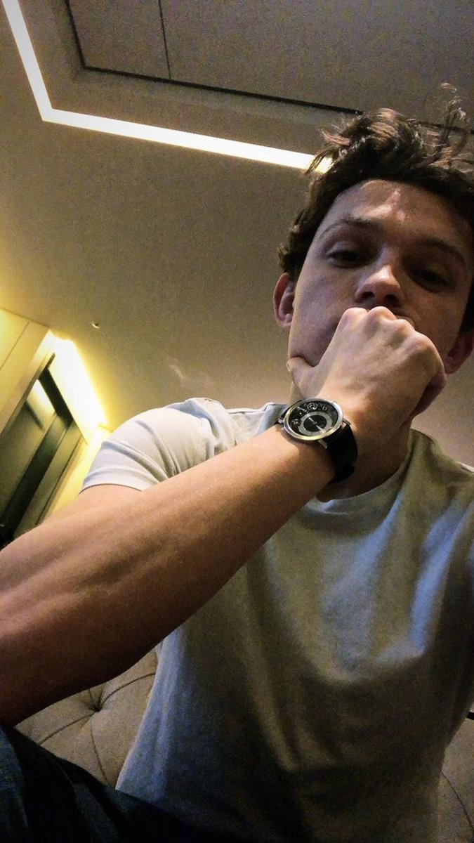 TomHollandO2L's tweet photo. 🤧 https://t.co/RiZObXvmLB