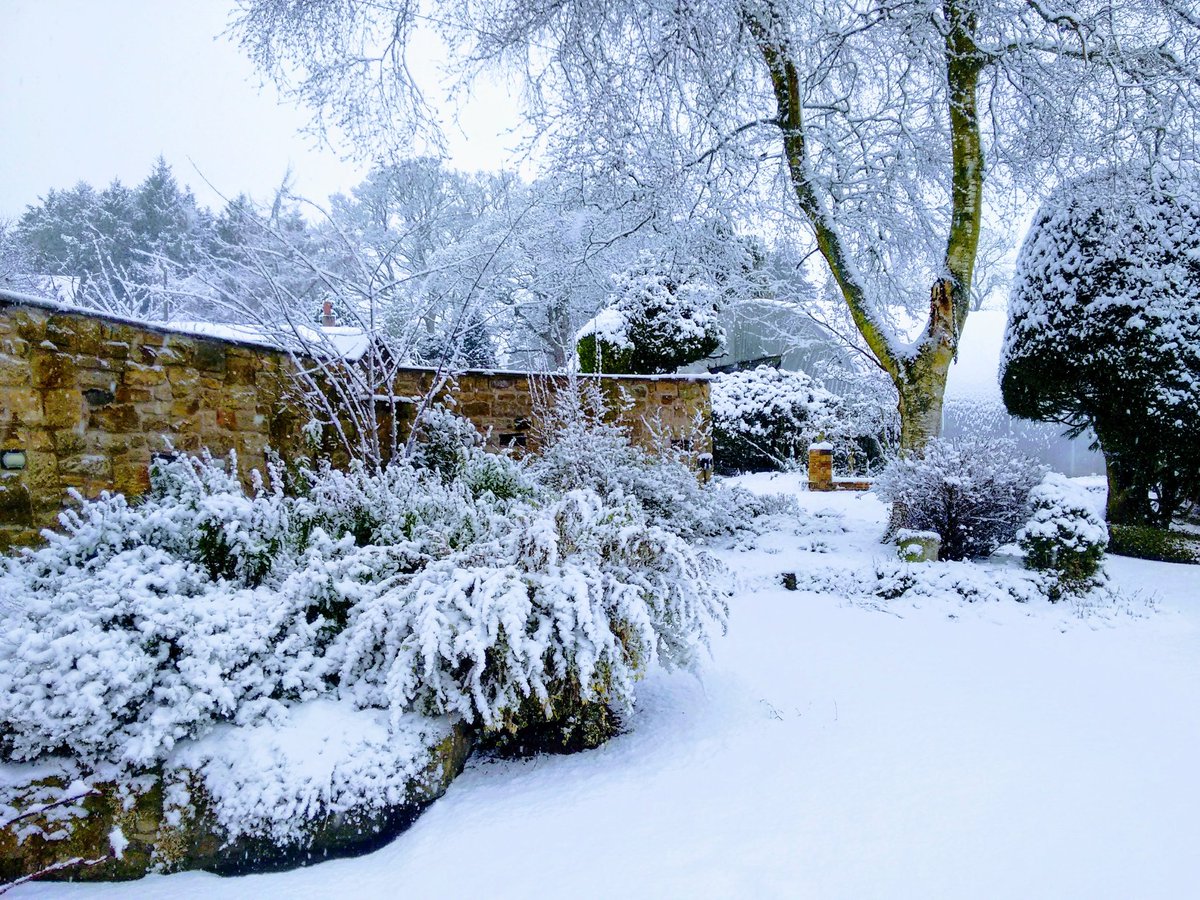 stantongardener's tweet photo. The gardens are open for the new season. Hopefully we have seen the last of the snow for this spring. Opening times 9.30am - 5.30pm Tuesday to Sunday for more info visit our website https://t.co/ofoF8TbIbF https://t.co/brj3IaGfG9
