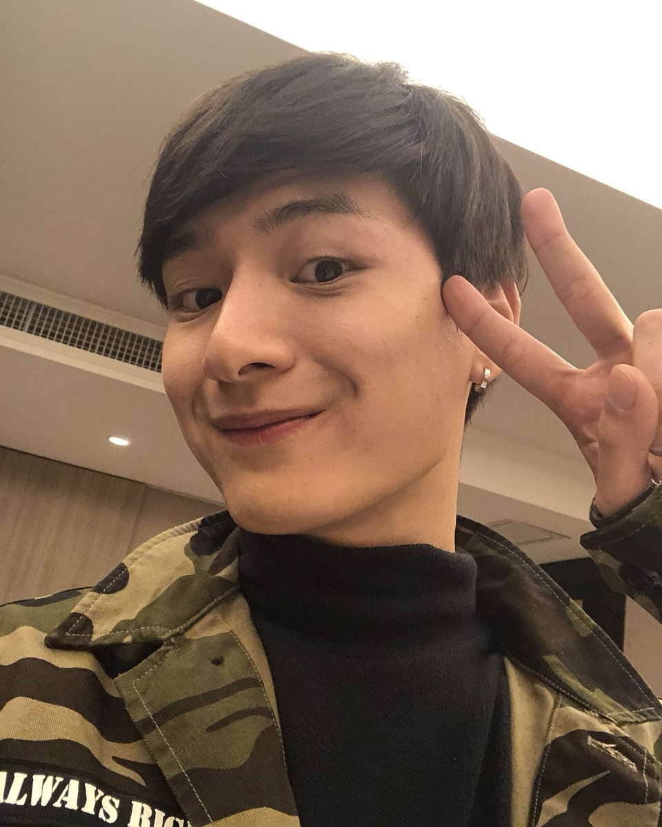 Peace yow! so dammnnn cute!😘😻😻😻
<a href="/kristtps/">คุณพี⛅💛</a>