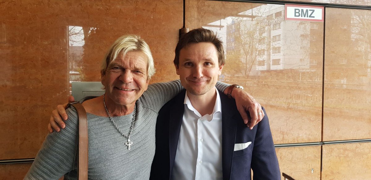 gustaffoCom's tweet photo. Gustaffo CEO Thorsten with a celebrity hotel guest, German music legend Matthias Reim while installing Gustaffos Alexa solution at Hotel Savoy- great hotel, great guests! https://t.co/95xjmz7VHc