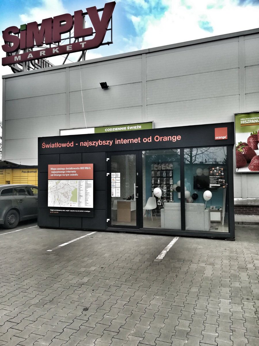 SebastianKrochm's tweet photo. Halo! To My 👋 #Katowice zapraszamy do nowego punktu #Orange przy ulicy Zadole 2 🤗 Nasi eksperci opowiedzą Wam o najszybszym #Internet 💻 a przy okazji #Telewizja 📺 i #Telefon📱Mamy najlepszą ofertę, zakład? 🤝☺️ https://t.co/XgHgrpTHN8