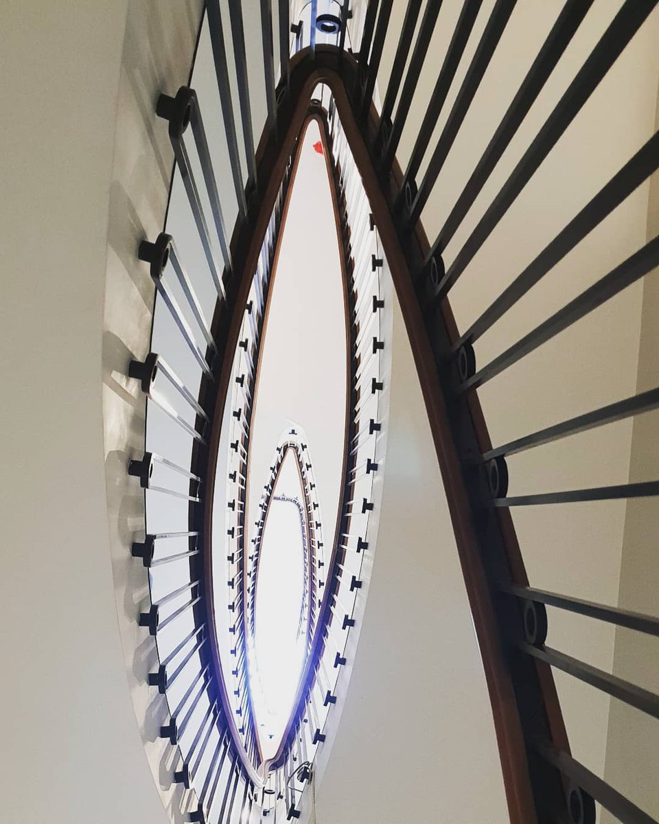 cnchandrails's tweet image. Made to measure.

Bespoke handrails, ready to polish near Holland Park in London 🇬🇧