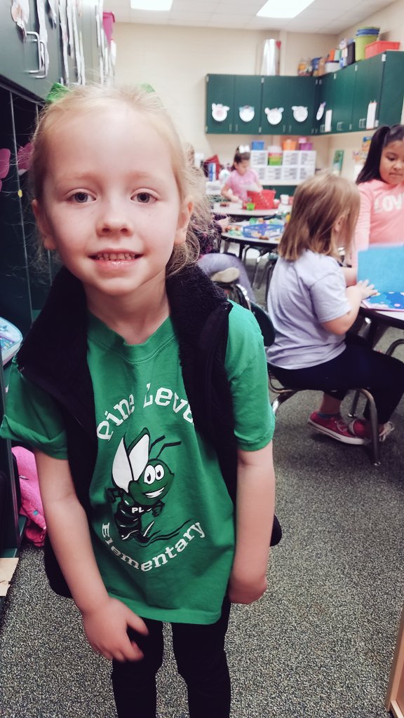 #LoveMySchoolDay <a href="/PineLevelES/">PineLevelES</a> #PLGreenHornets