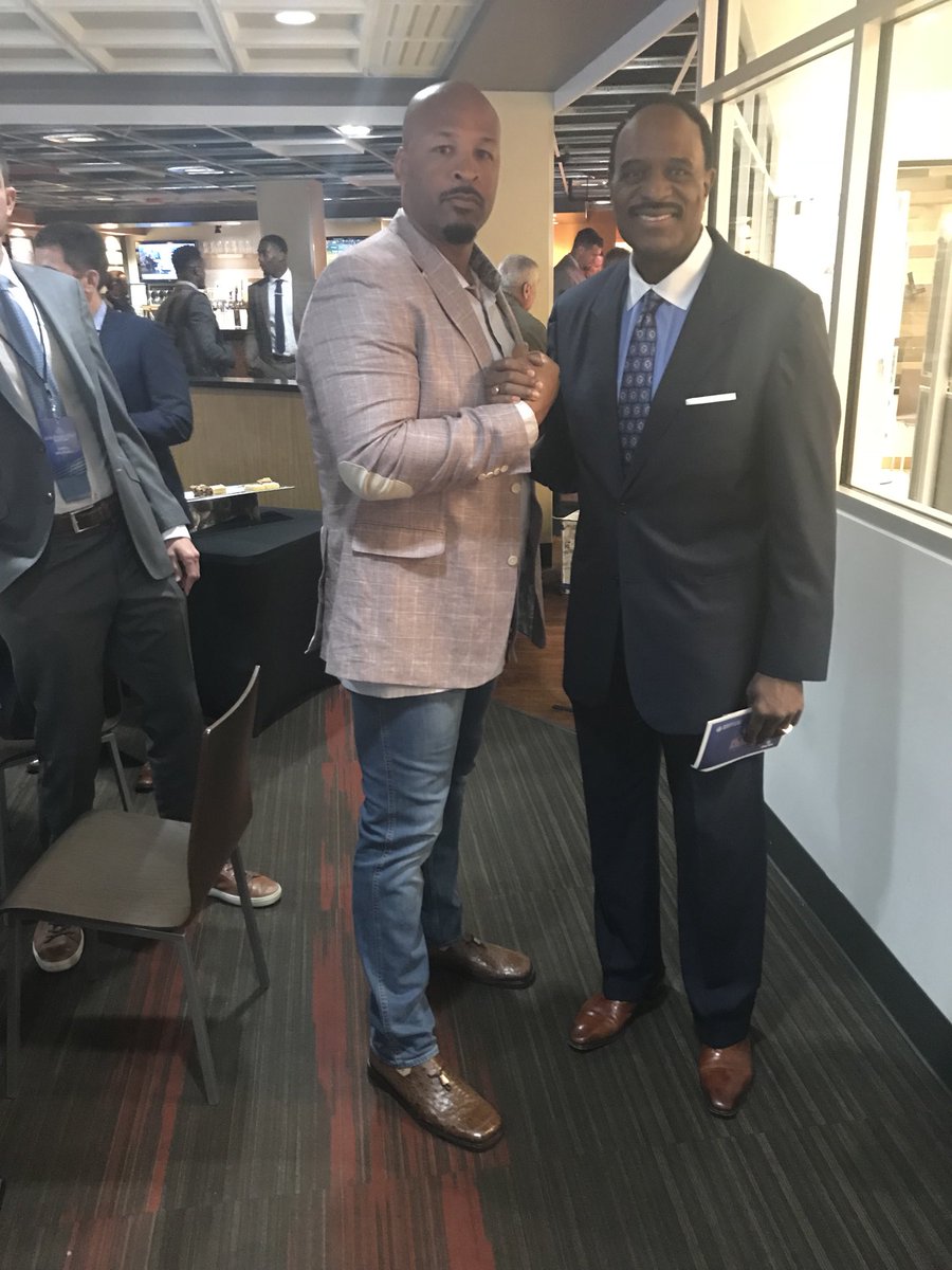 FS2PERFORMANCE's tweet photo. #NFLBroadcastBootcamp2018 #NFLAlumni #NFL #CBS #nflpe #stillballn https://t.co/3FFKjOwnvK